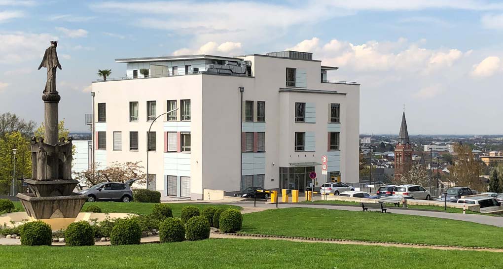 Gebäudeaufnahme Außenansicht MVZ Bonn